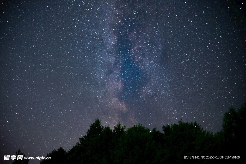 夜空下的璀璨星河