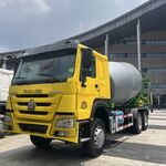 搅拌车