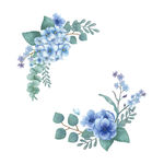 蓝花绿叶装饰性花卉图案