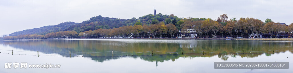 西湖北山街秋色全景