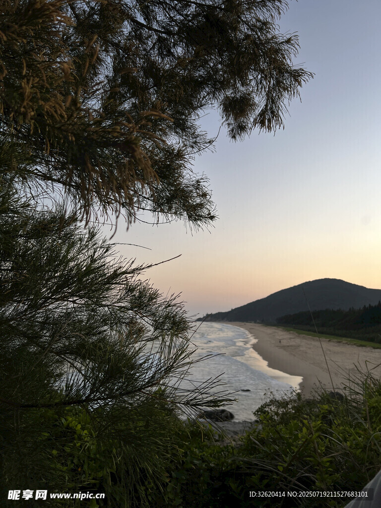 海岸黄昏美景