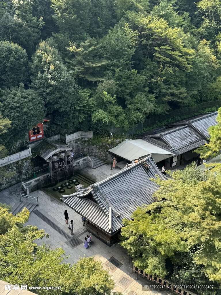 日式庭院景观俯瞰