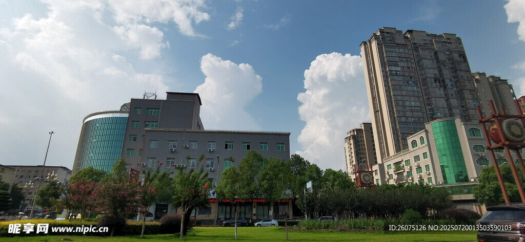 城市现代建筑群景观