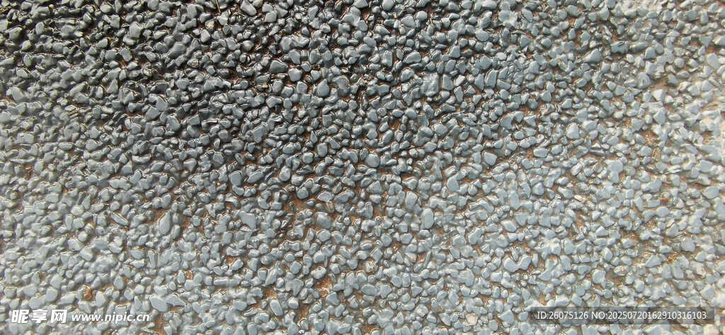 雨后灰色粗糙地面