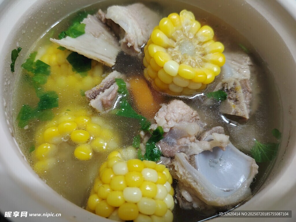 玉米排骨汤