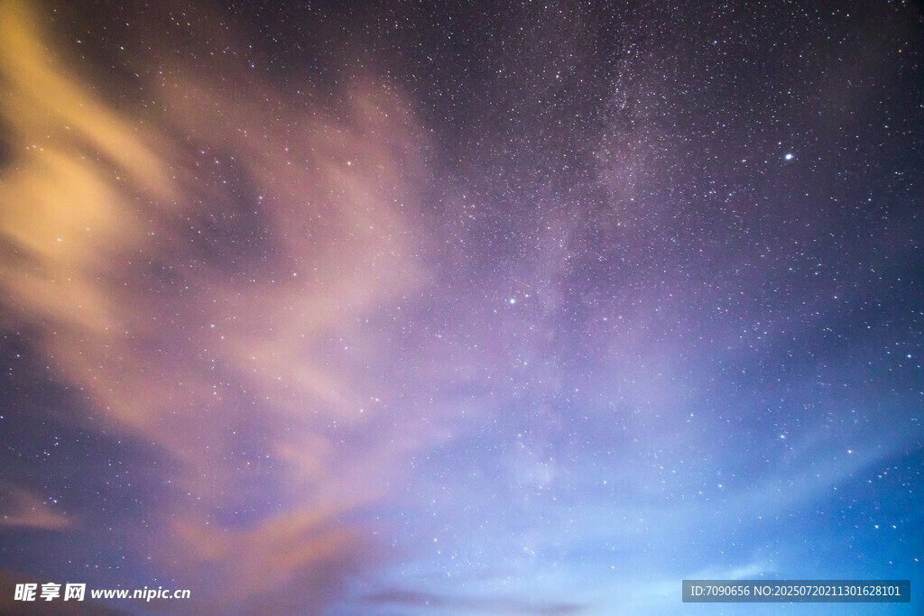 梦幻星空夜景