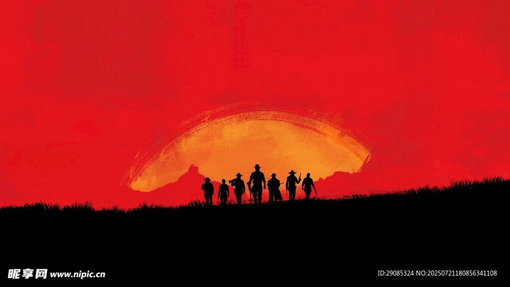 夕阳下的人群剪影