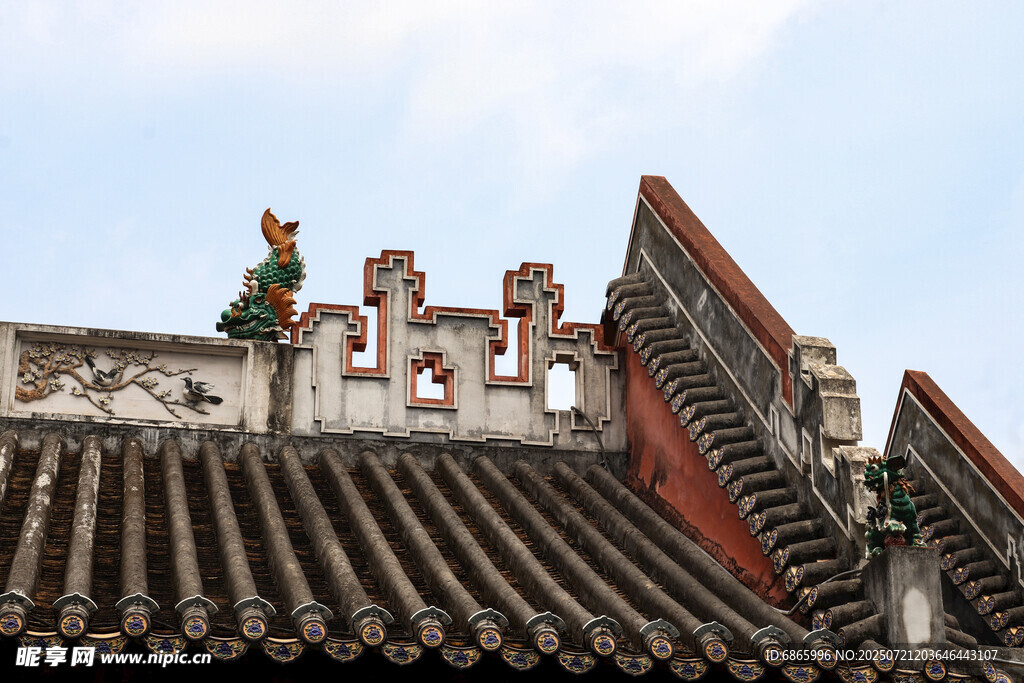 中式古建筑屋顶特写
