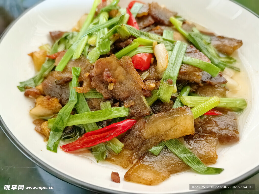 韭黄炒五花肉