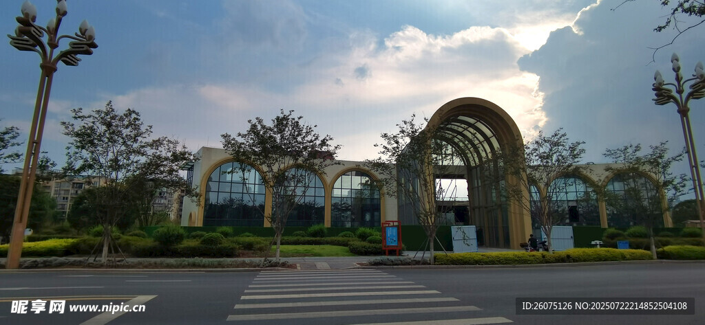 公园拱门建筑景观