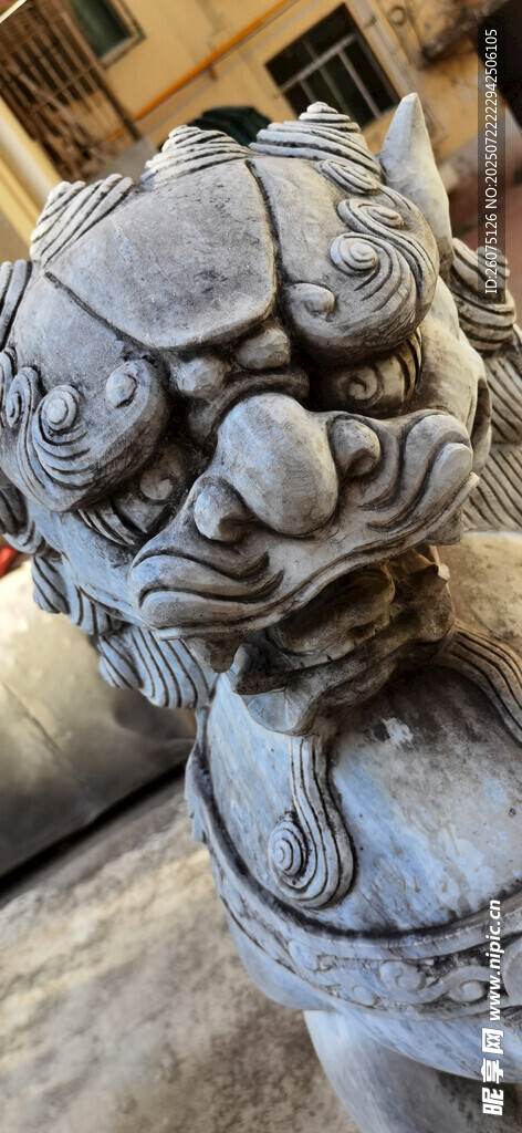 中式石狮子雕塑特写