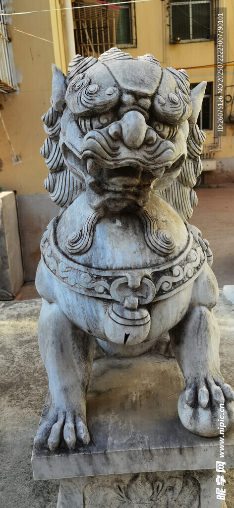 传统石狮子雕塑