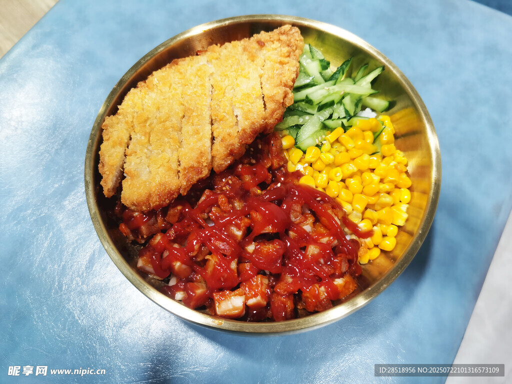 美味炸鸡蔬菜拌饭套餐烤肉拌饭
