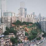 绿意洪崖