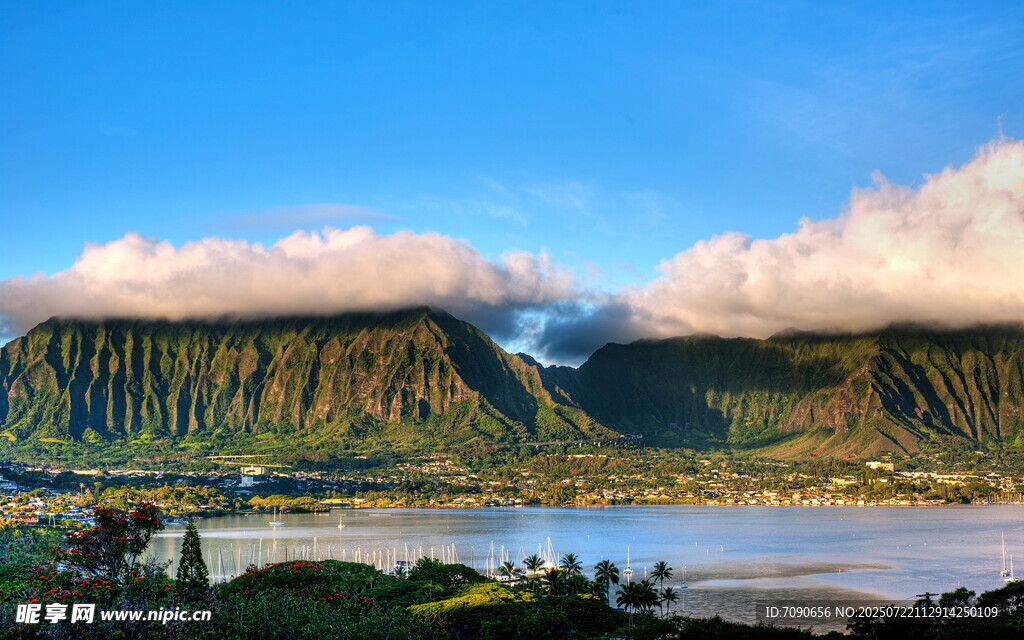 美丽湖山自然风光