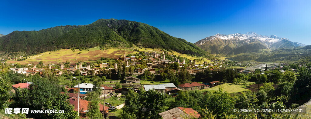 山间村落美景
