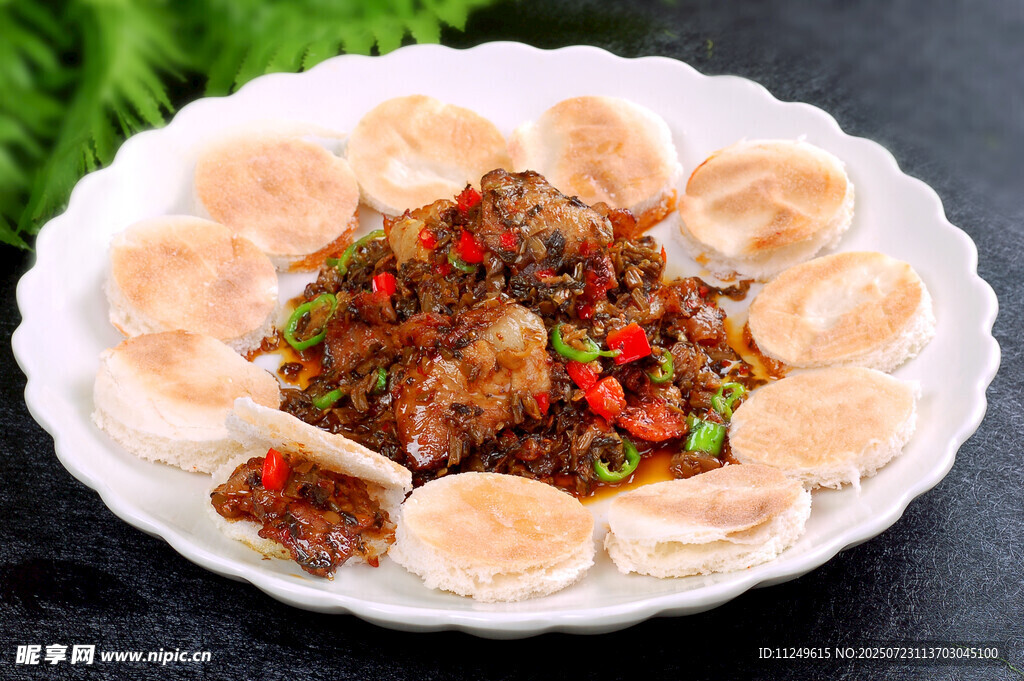 盐菜夹饼回锅肉