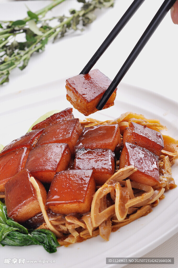 笋干红烧肉