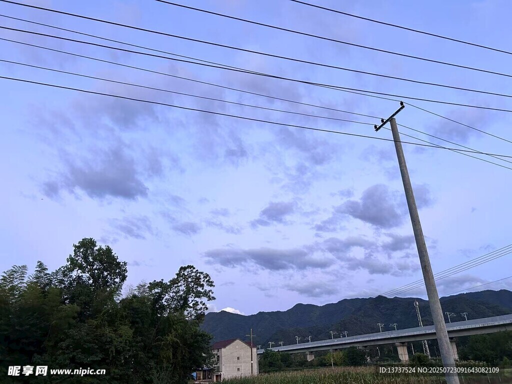 农村夕阳 云彩