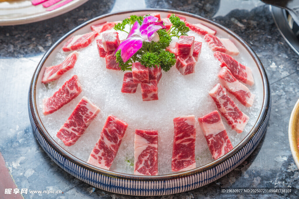 冰鲜牛肉摆盘 