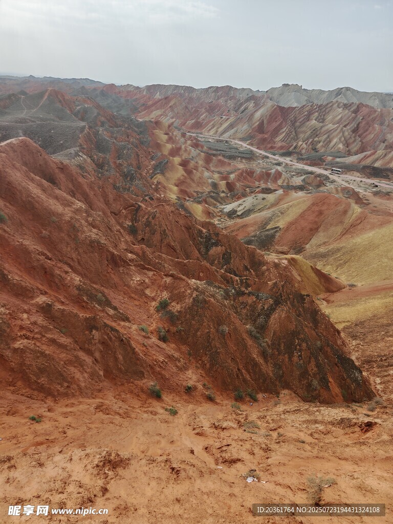 七彩丹霞地貌景观