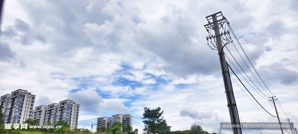 电杆电线