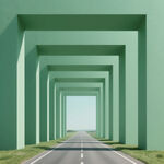绿色柱廊下的延伸道路