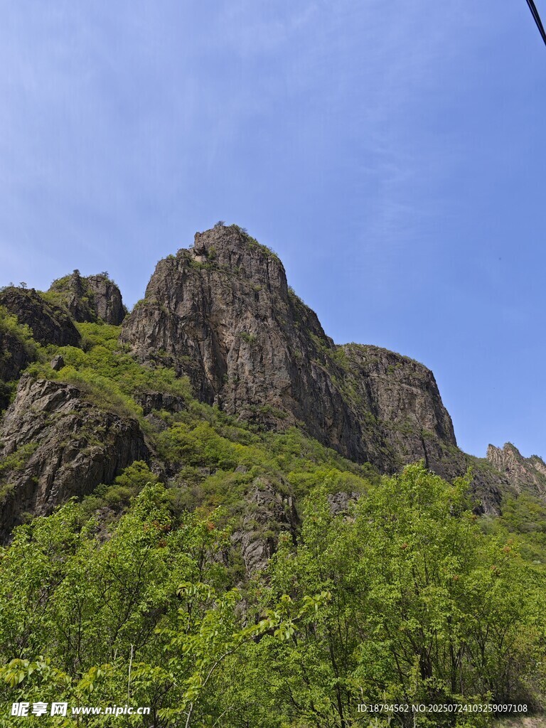 山峰