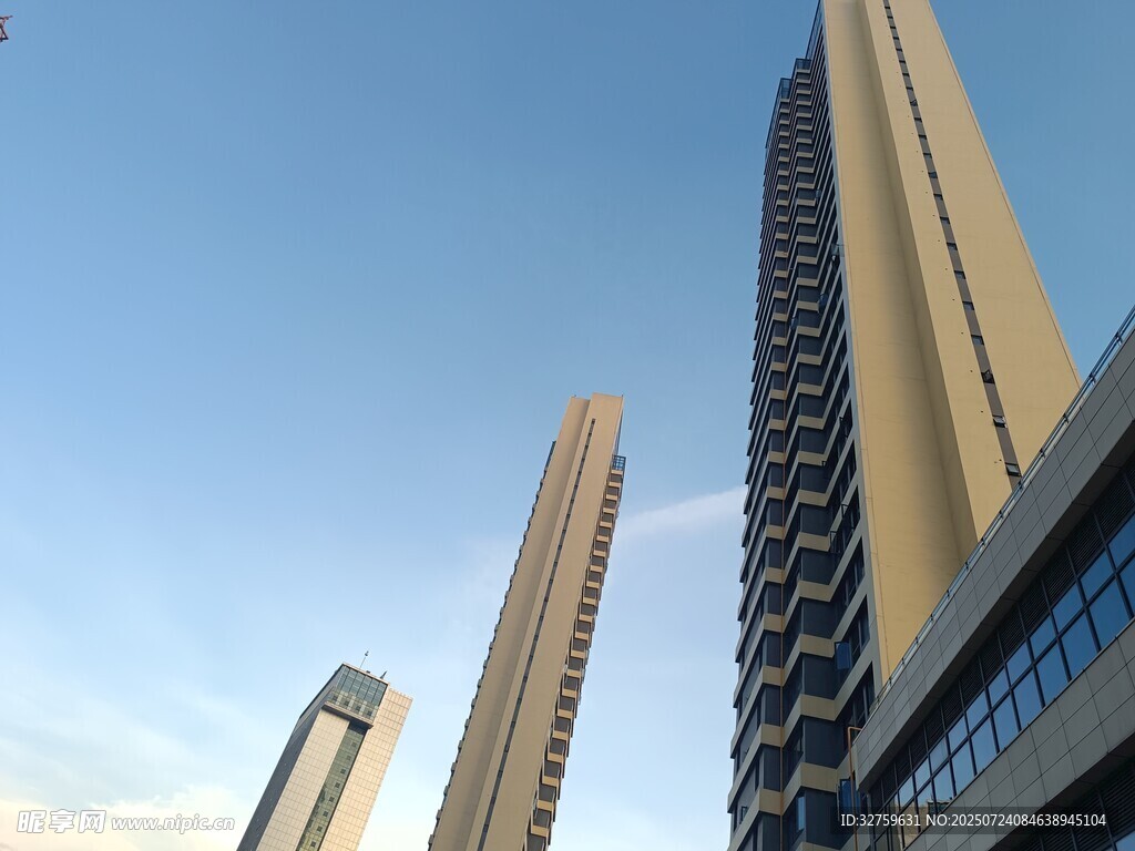 城市中的摩天高楼景观