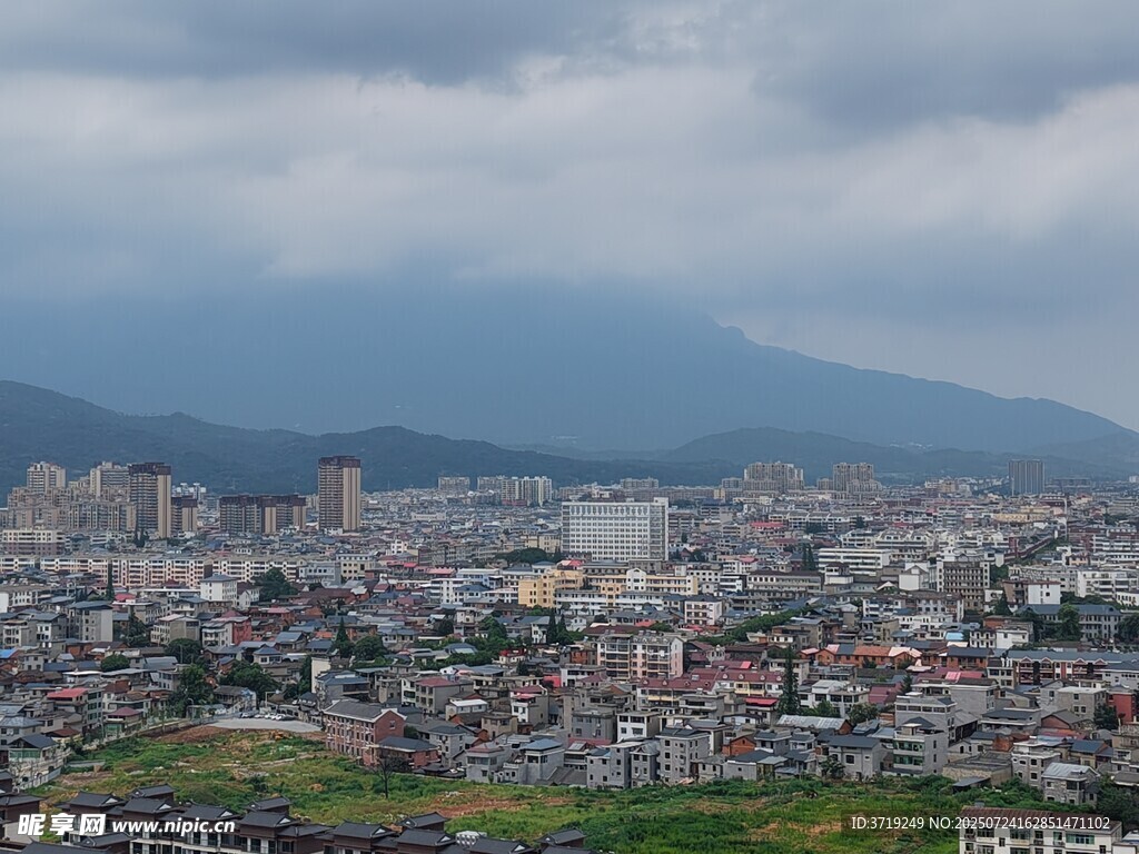 俯拍