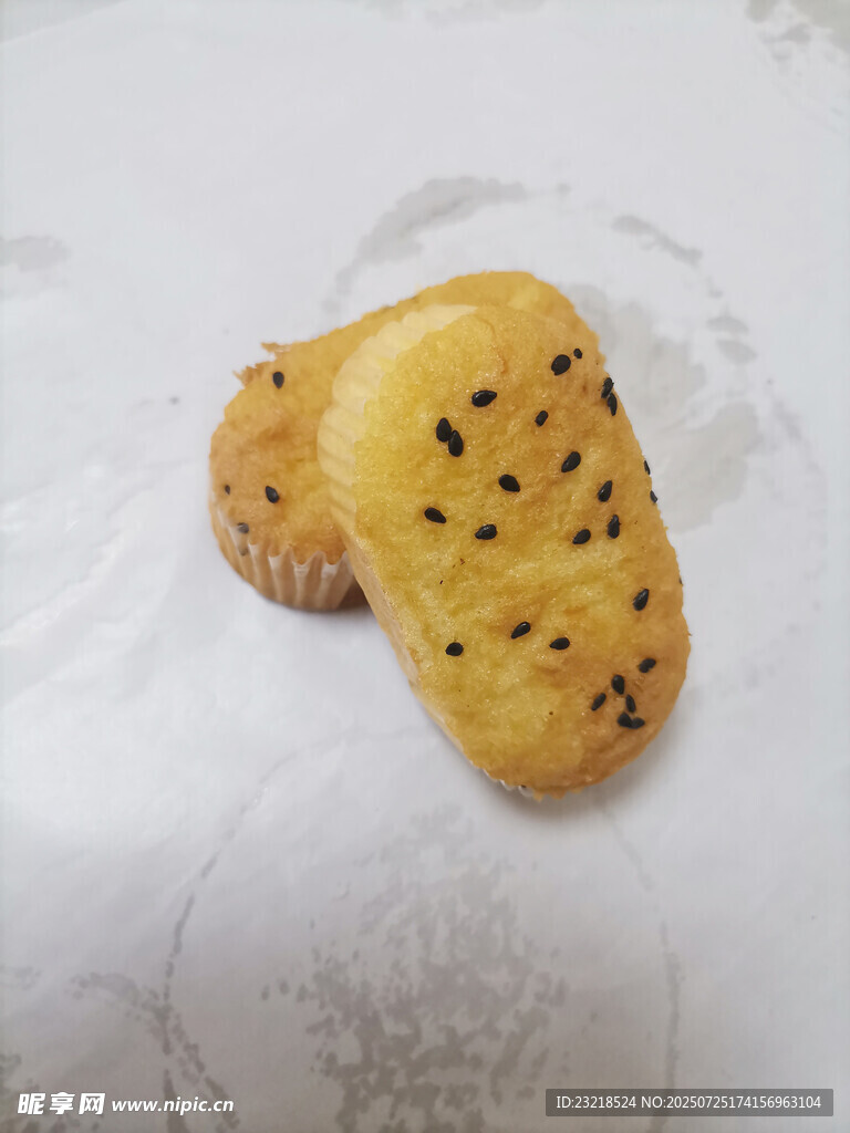 拔丝蛋糕