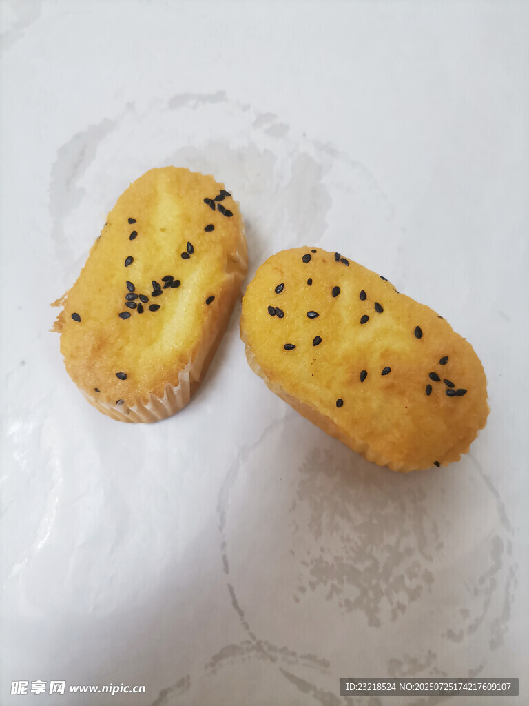 拔丝蛋糕