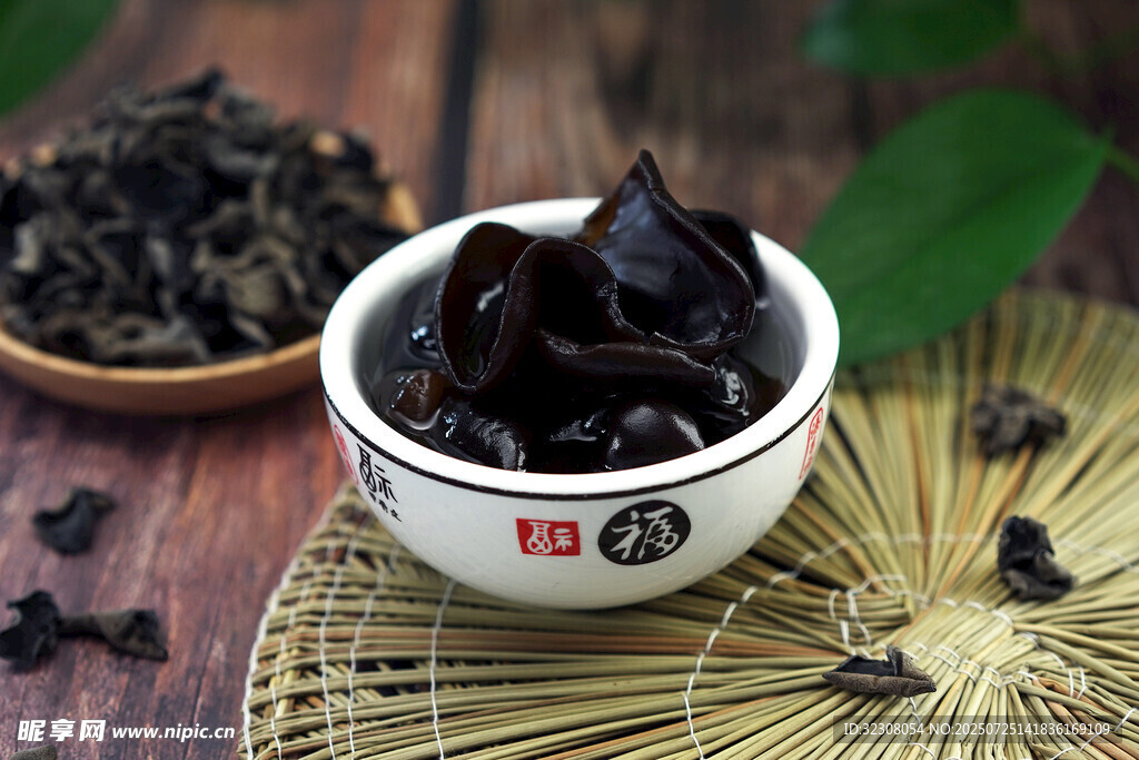 碗中黑木耳 
