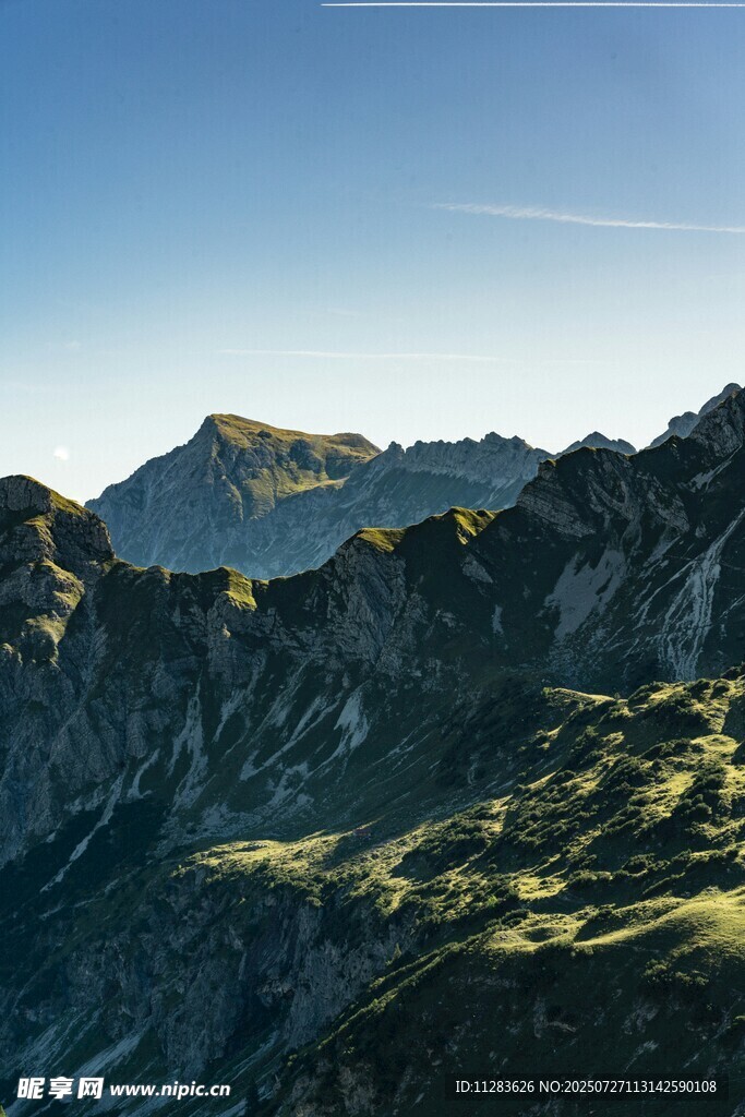 壮丽山景