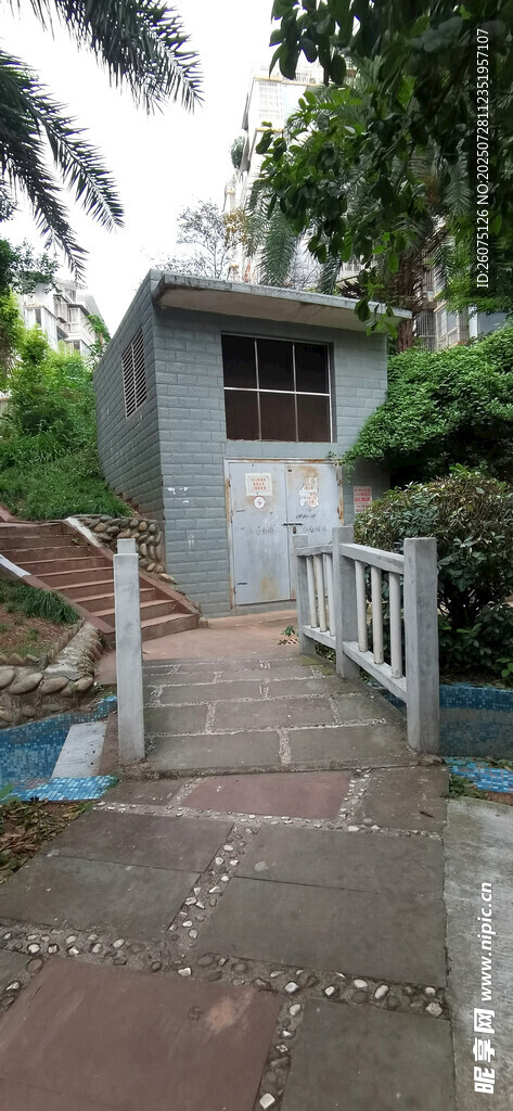 户外高压电箱与水桥