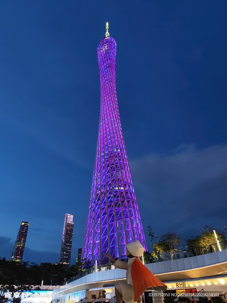 广州塔夜景璀璨迷人
