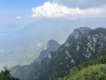 壮丽山景 云雾缭绕之峰