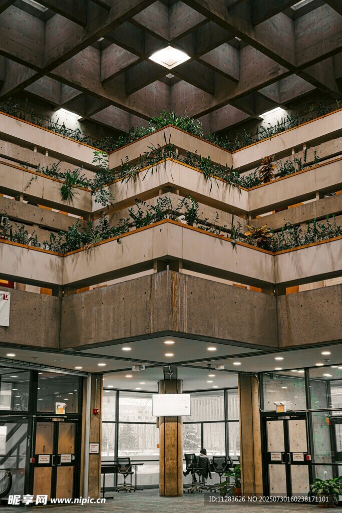 现代多层办公空间内部景观