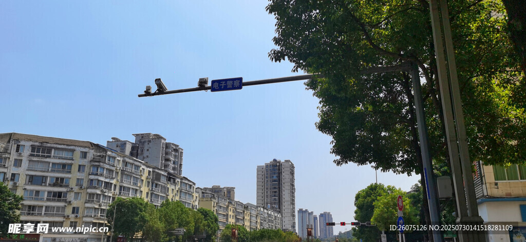 路口抓拍设备
