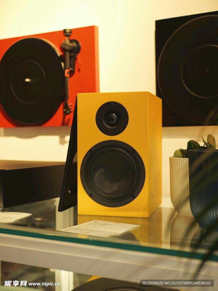 木质音箱展示