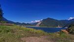 湖畔青山美景 紫坪铺水库