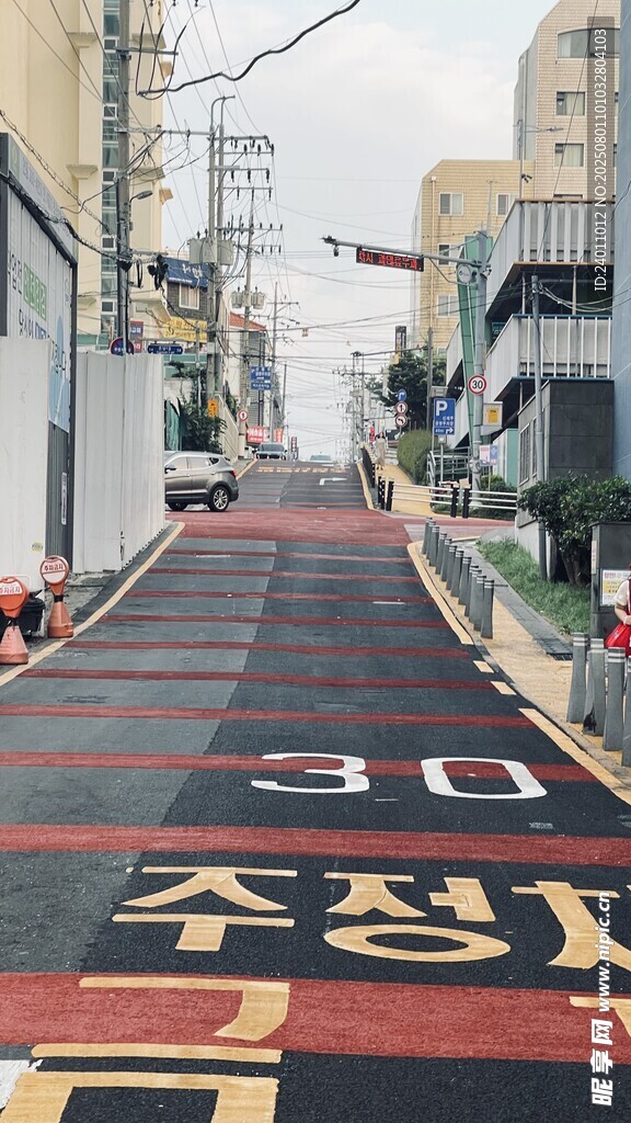 济州岛彩色数字标线道路场景