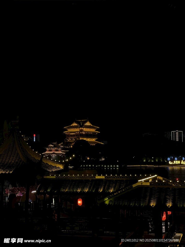 夜晚古建筑夜景璀璨