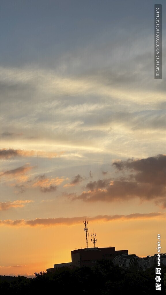 城市日落天空美景