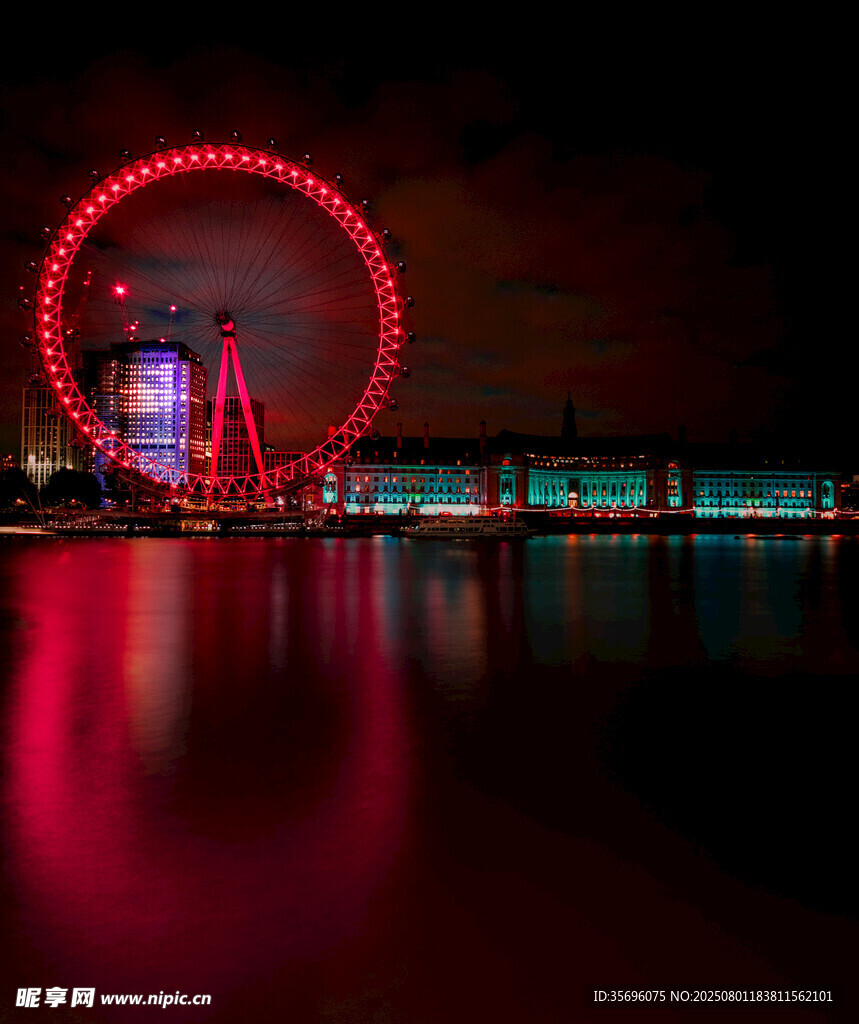 深圳湾璀璨摩天轮夜景