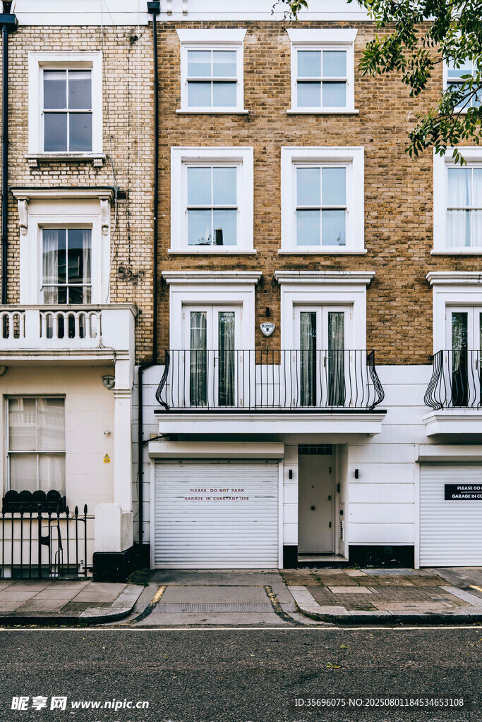英式联排住宅外观