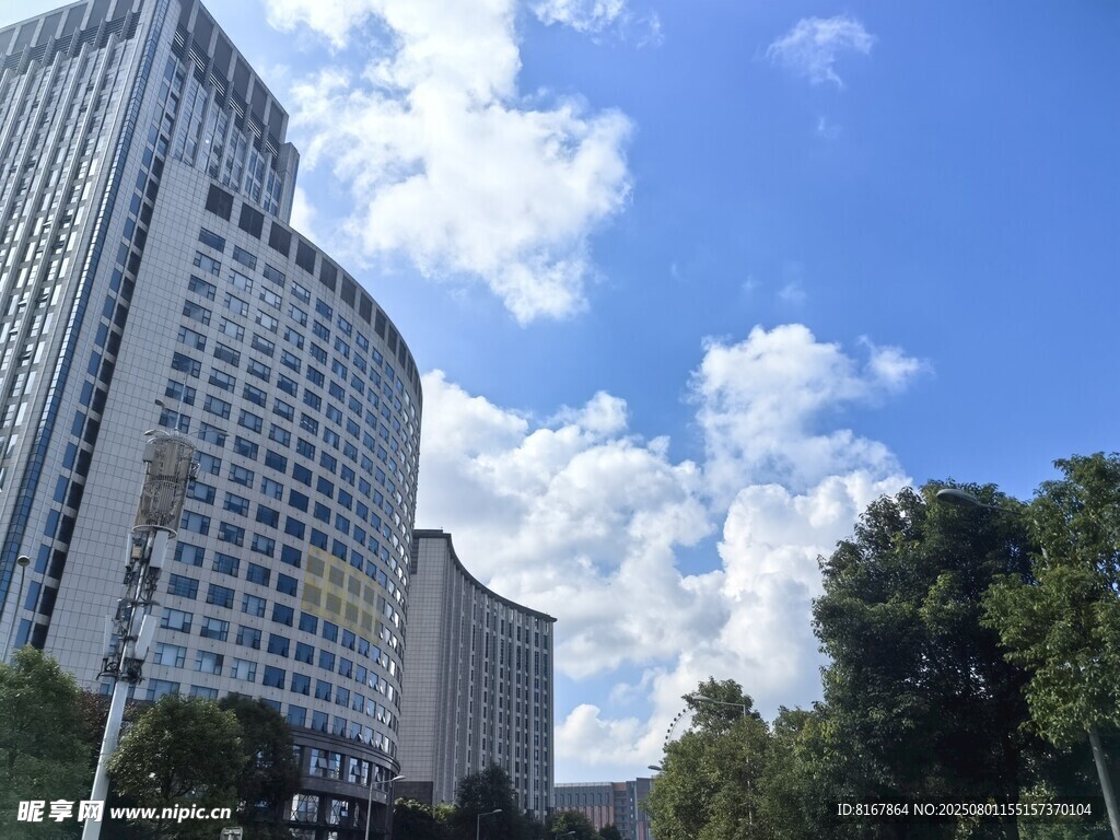 城市中的现代化高楼大厦