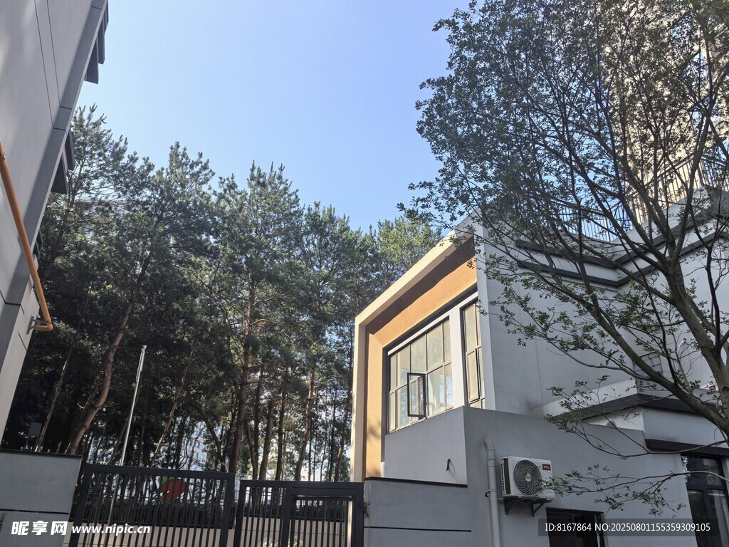 现代风格住宅外观