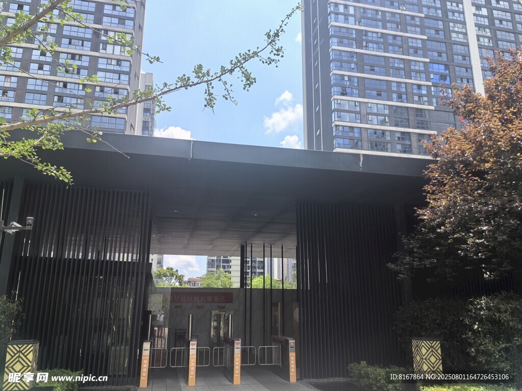 现代都市精致小区入口