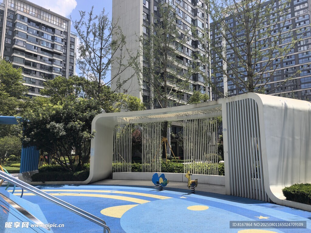 现代户外休闲景观设施